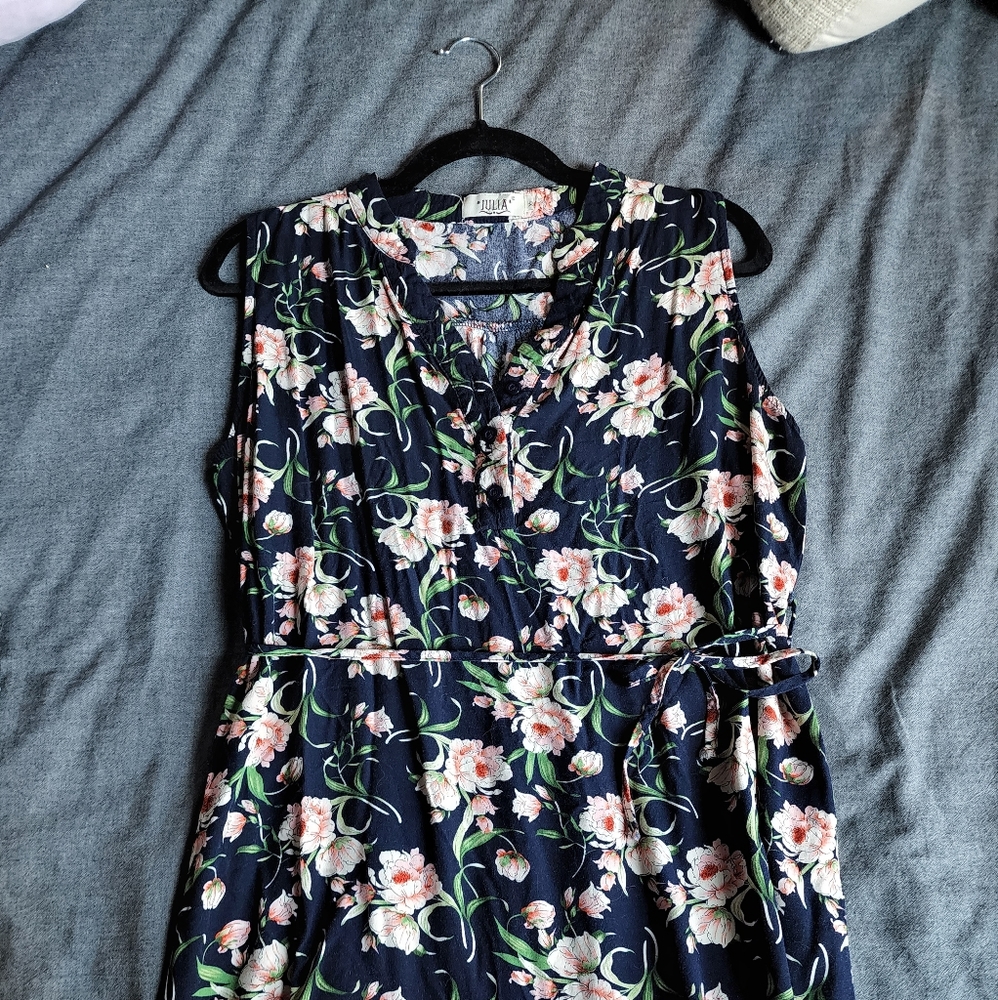 XL Julia Navy Blue Floral Tie Sleeveless Dress